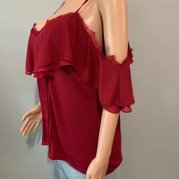 White House Black Market cold shoulder lace detail blouse - Picture 3 of 7